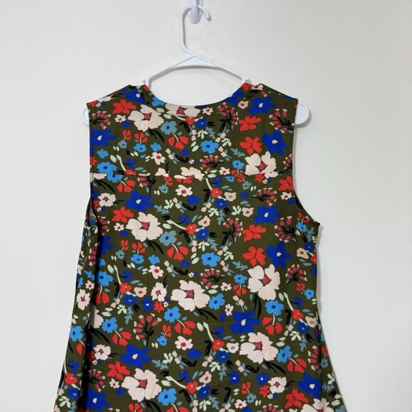 CAbi Women’s Chiffon Sleeveless Blouse Size M Semi-Sheer Floral Print Style 3981 - Picture 6 of 8